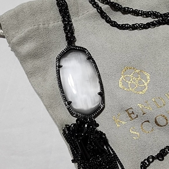 Kendra Scott gunmetal and Slate Grey cays eye Rayne necklace - Picture 3 of 9